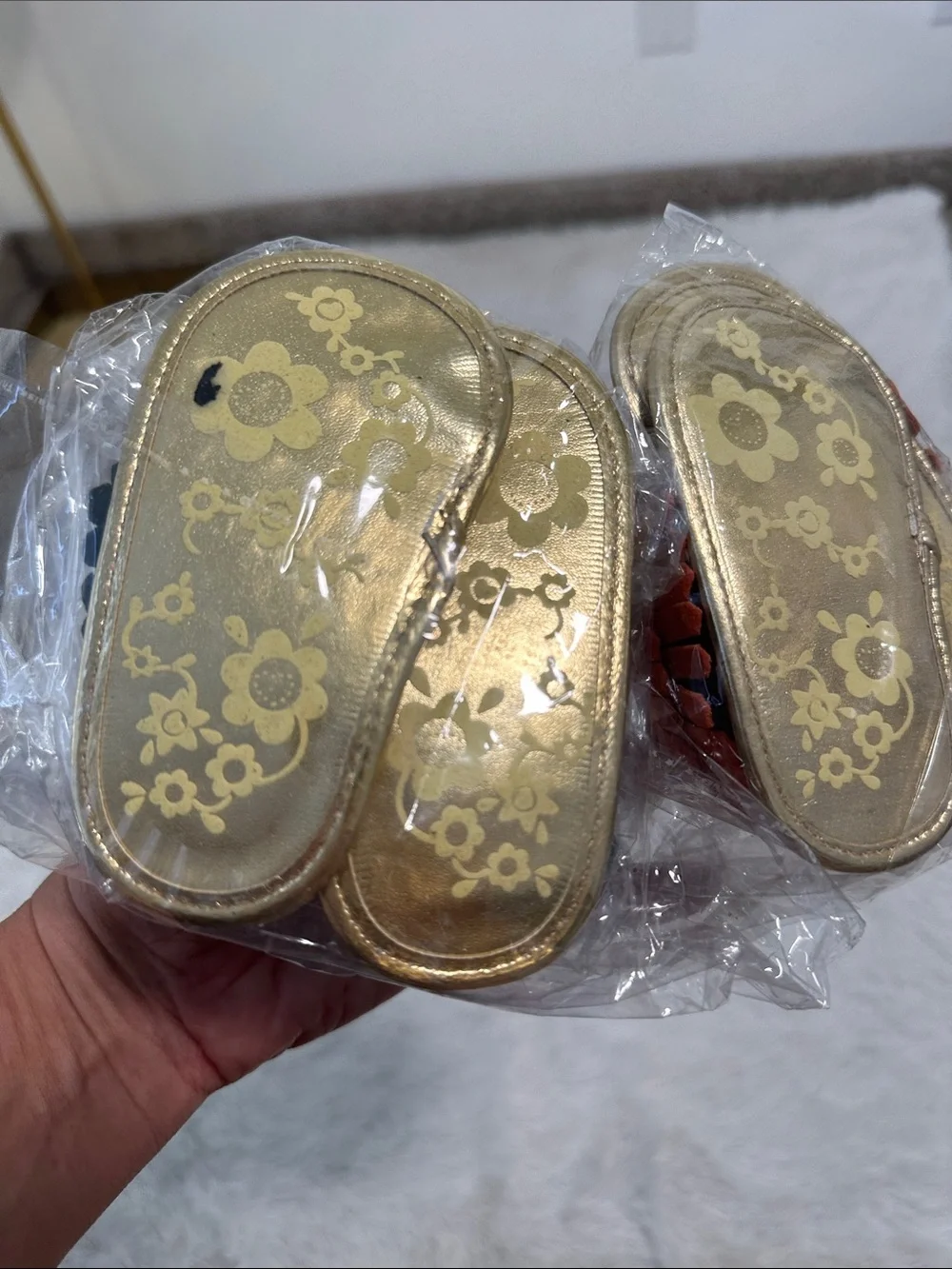 🐛 NWT Amazon Infant Moccasin Sandals